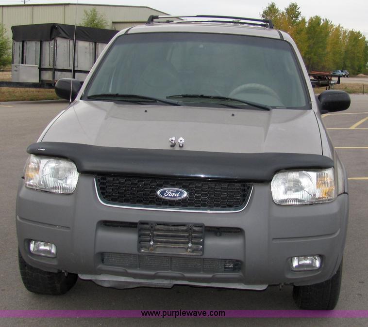 image for item 2235 2001 Ford Escape XLT