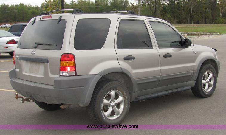 image for item 2235 2001 Ford Escape XLT
