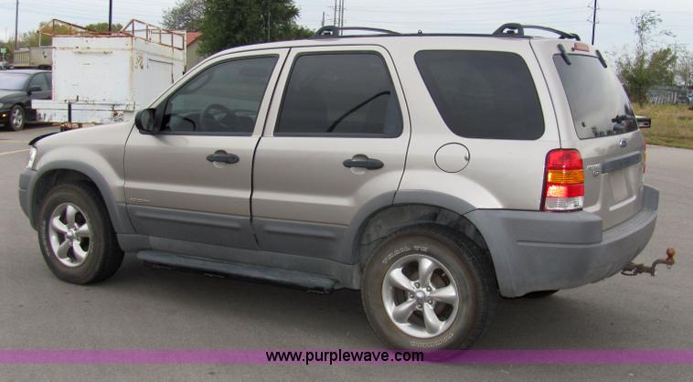 image for item 2235 2001 Ford Escape XLT