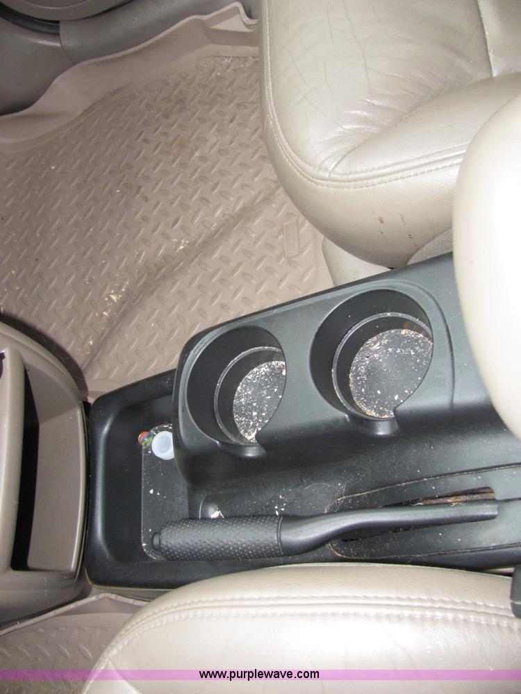 image for item 2235 2001 Ford Escape XLT