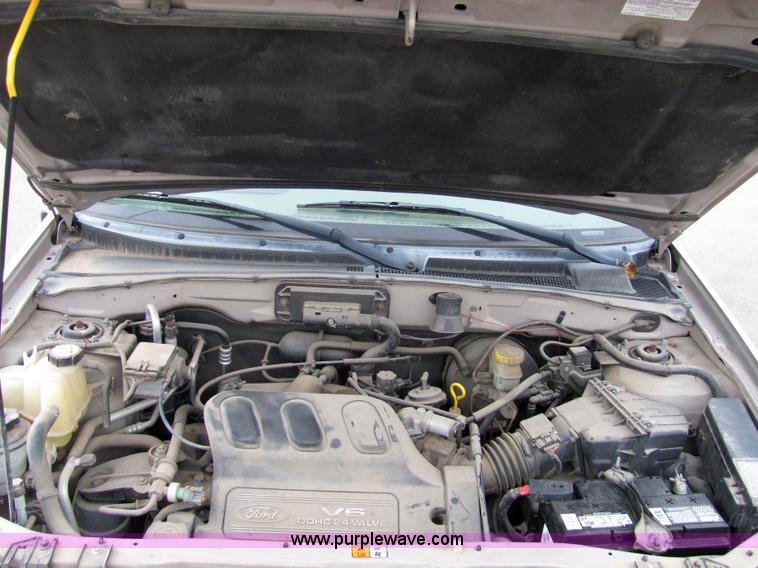 image for item 2235 2001 Ford Escape XLT