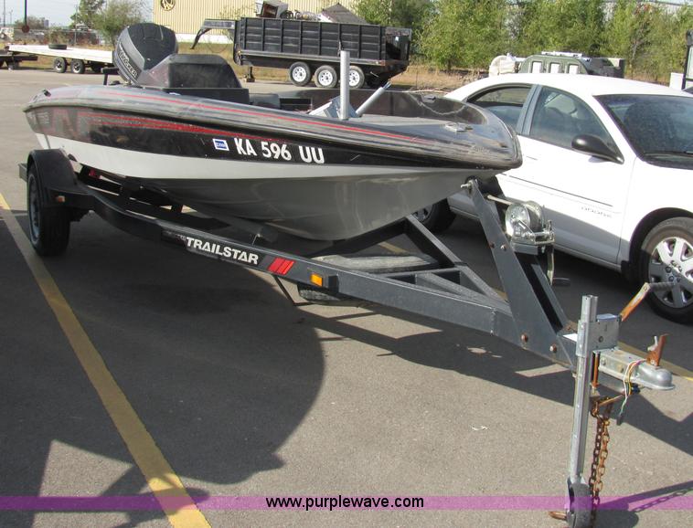 image for item 2236 1990 Tracker Pro Series Nitro 170 16' boat with trailer and cover