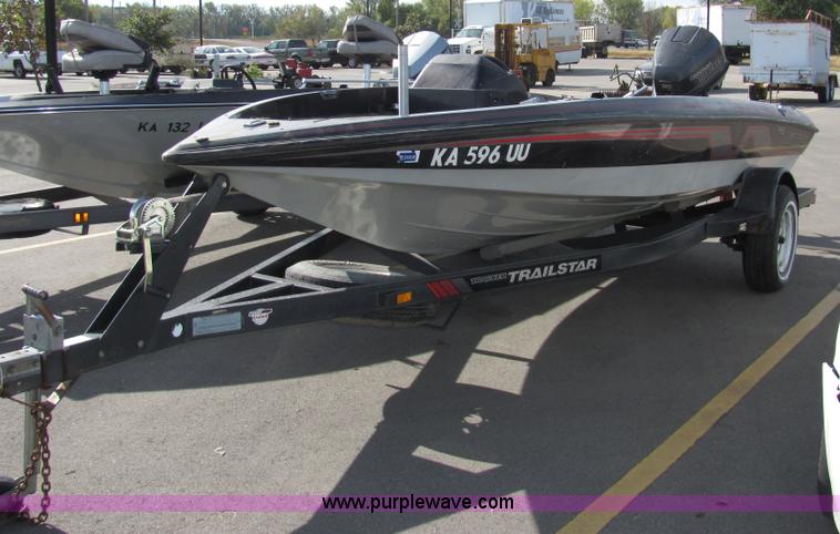 image for item 2236 1990 Tracker Pro Series Nitro 170 16' boat with trailer and cover