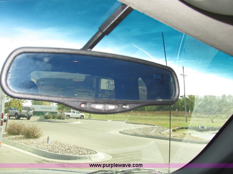 image for item 2237 2001 GMC Yukon