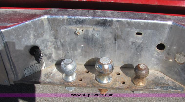 image for item 2239 1992 Chevrolet C1500 pickup truck