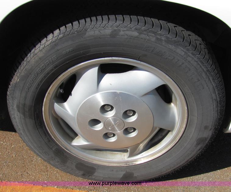 image for item 2240 1998 Chevrolet Lumina