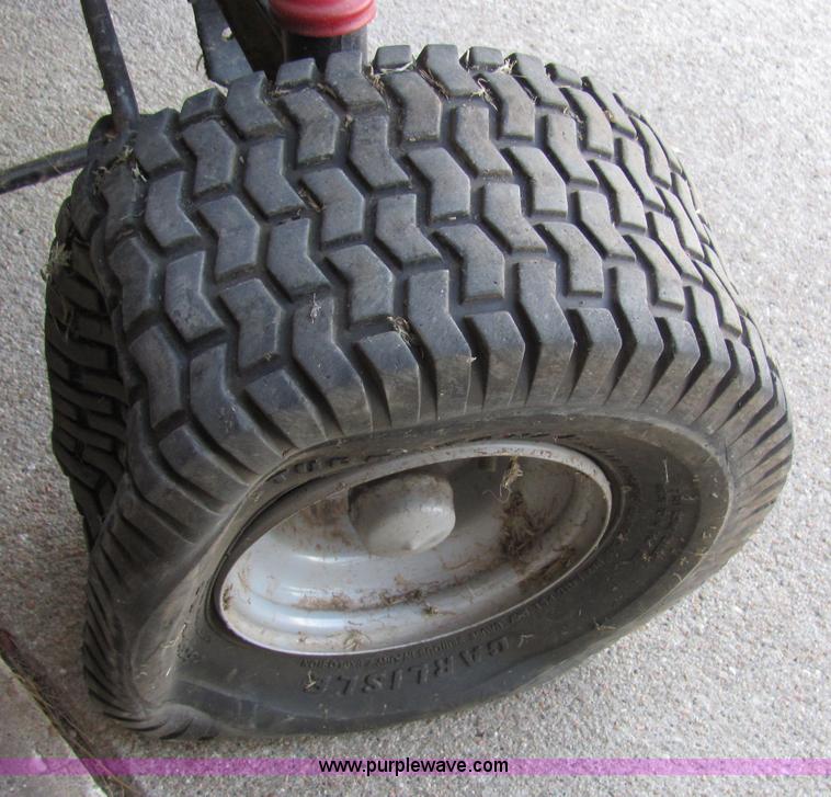 image for item 2268 Craftsman LT3000 42" riding mower