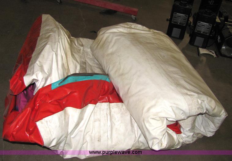 image for item 2270 Portable blow-up playpen with blower