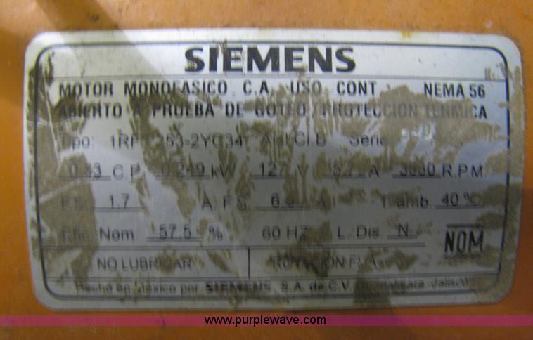 image for item 2270 Portable blow-up playpen with blower