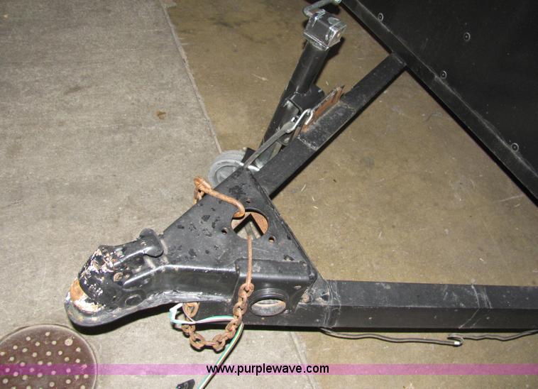 image for item 2276 1989 8' Blair enclosed trailer