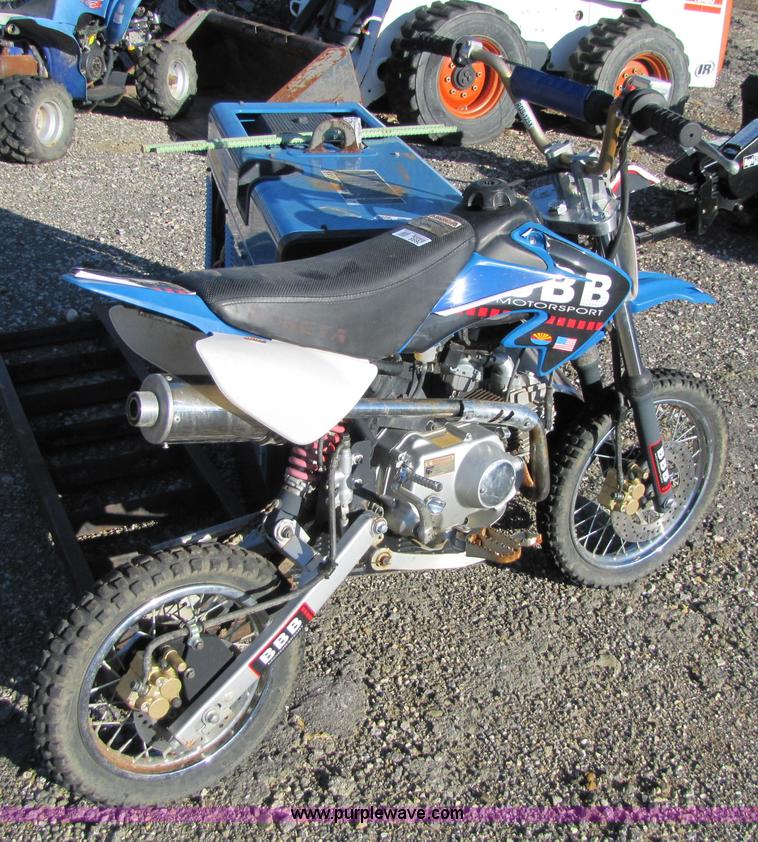 image for item 2698 2005 BBB Motorsports dirt bike
