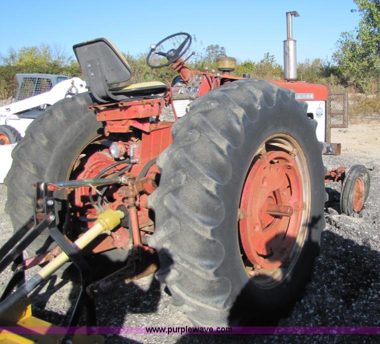 image for item 2704 1960 Farmall 560 tractor
