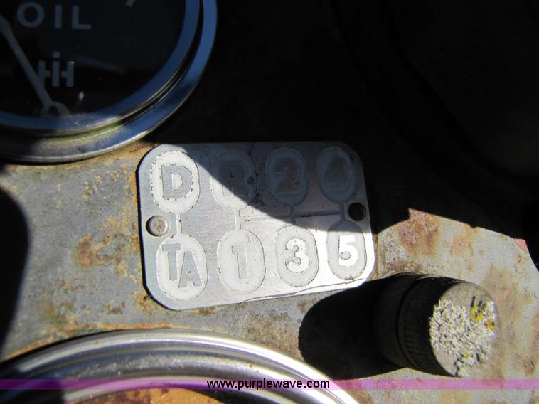 image for item 2704 1960 Farmall 560 tractor