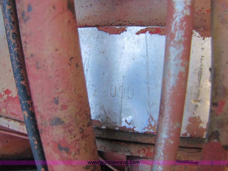 image for item 2704 1960 Farmall 560 tractor