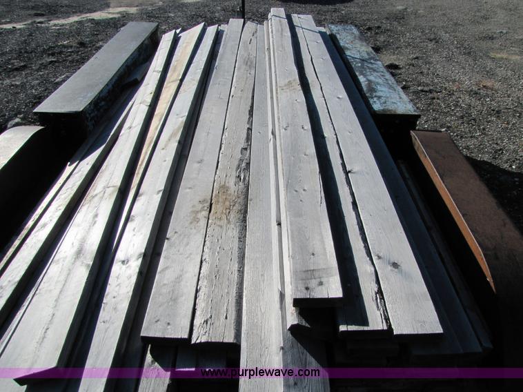 image for item 2707 Assorted lumber