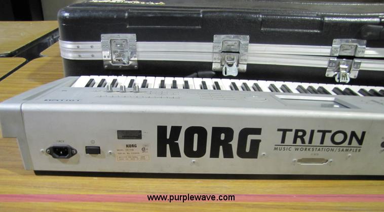 image for item 5201 Korg Triton music workstation/sampler keyboard