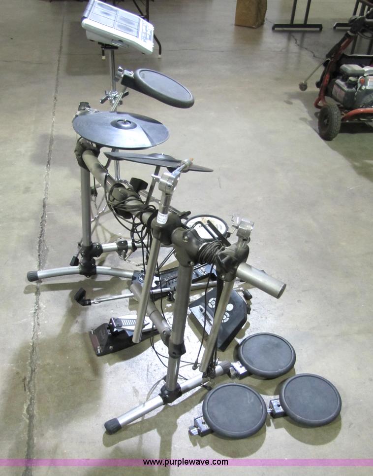 image for item 5202 Roland Percussion sound module electric drum set