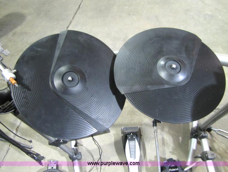 image for item 5202 Roland Percussion sound module electric drum set