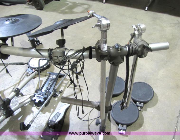 image for item 5202 Roland Percussion sound module electric drum set