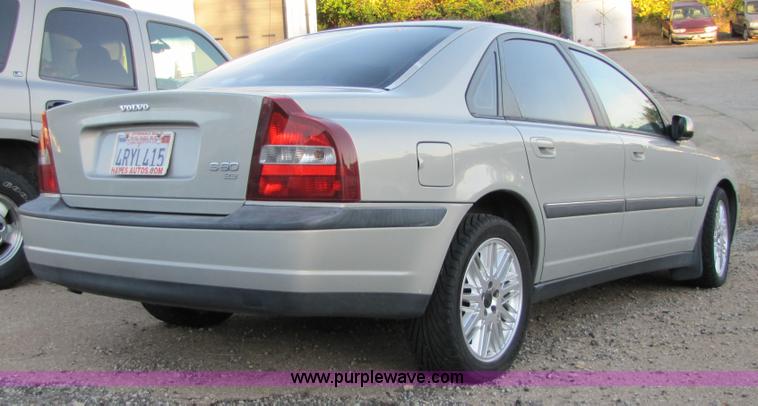 image for item 5260 2001 Volvo S80