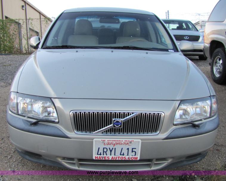 image for item 5260 2001 Volvo S80
