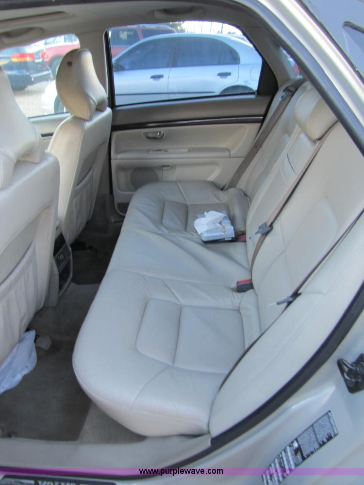 image for item 5260 2001 Volvo S80