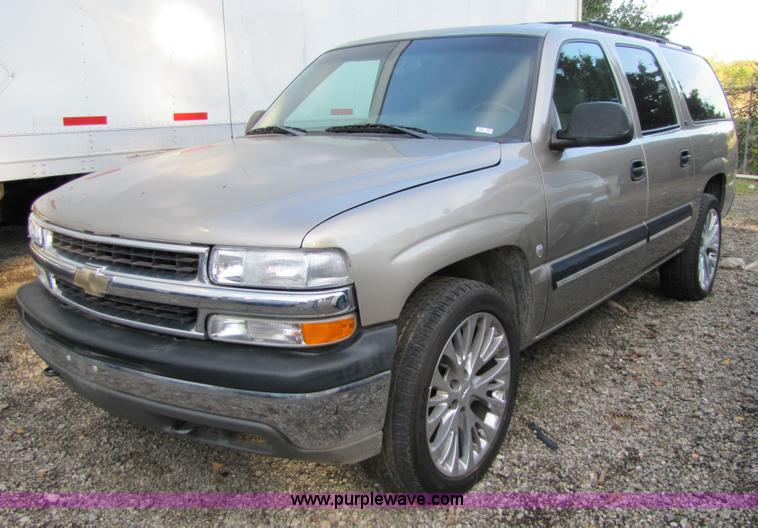 image for item 5265 2001 Chevrolet K1500 Suburban