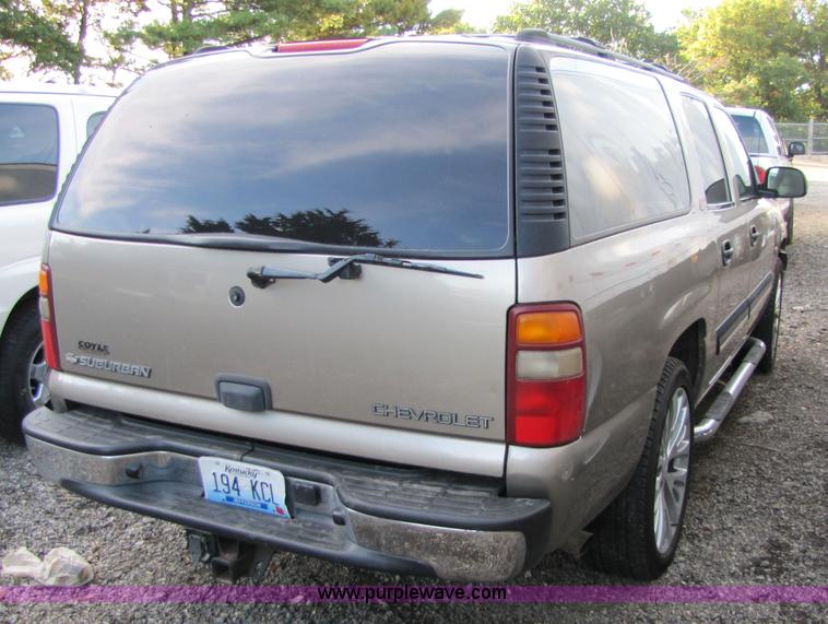image for item 5265 2001 Chevrolet K1500 Suburban