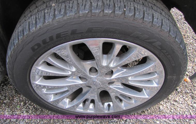 image for item 5265 2001 Chevrolet K1500 Suburban