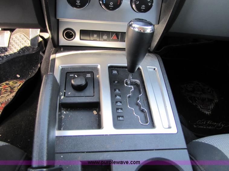 image for item 5266 2007 Dodge Nitro SLT Non-repairable certificate, parts only