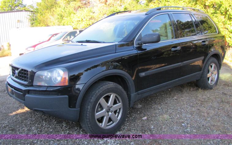 image for item 5268 2005 Volvo XTC90 Non-repairable certificate, parts only