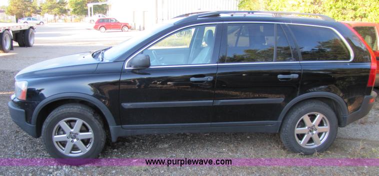 image for item 5268 2005 Volvo XTC90 Non-repairable certificate, parts only