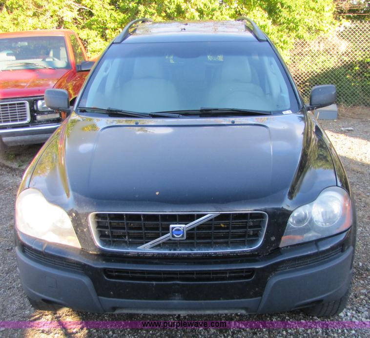 image for item 5268 2005 Volvo XTC90 Non-repairable certificate, parts only