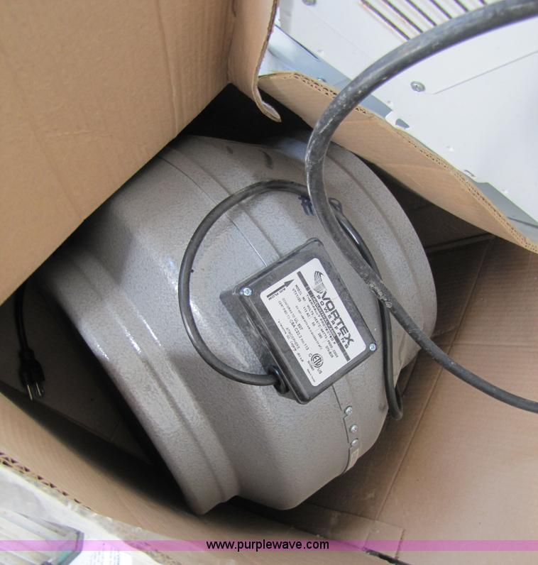 image for item 5281 Large assortment of grow lights and ballast