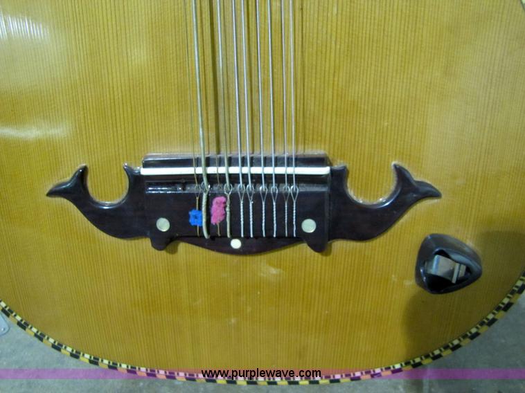 image for item 5334 Lonestar Presido acoustic guitar with case