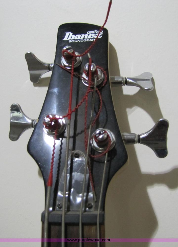 image for item 5335 Ibanez GSR200 bass guitar with case