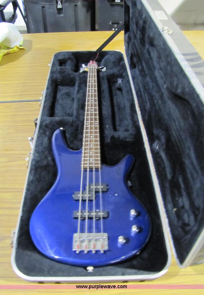 image for item 5335 Ibanez GSR200 bass guitar with case