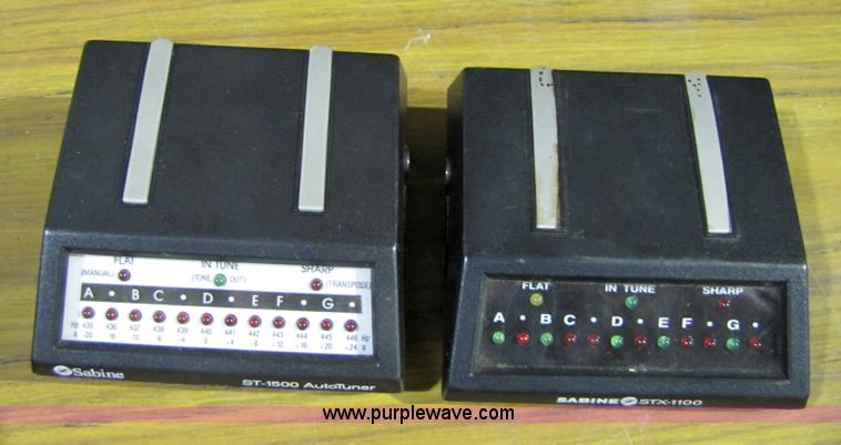 image for item 5336 Gibson Les Paul model electric guitar with case