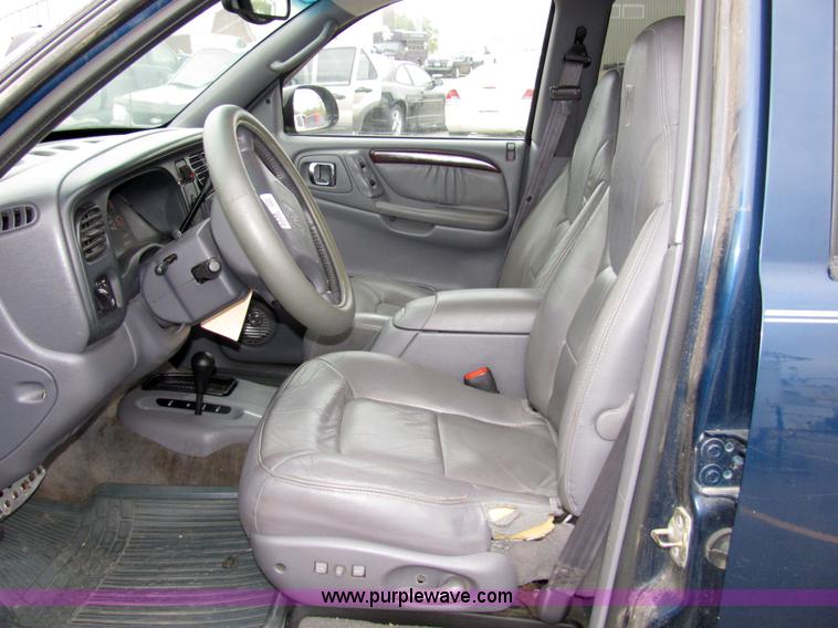 image for item 5339 2000 Dodge Durango SLT