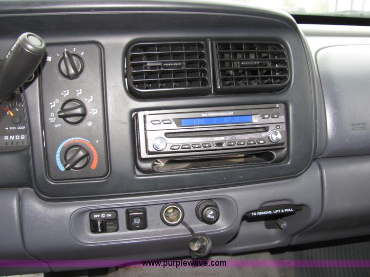 image for item 5339 2000 Dodge Durango SLT