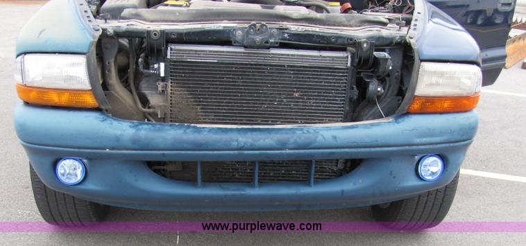 image for item 5339 2000 Dodge Durango SLT