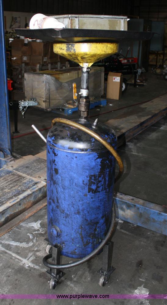 image for item 4835 2003 Bend Pak truck lift