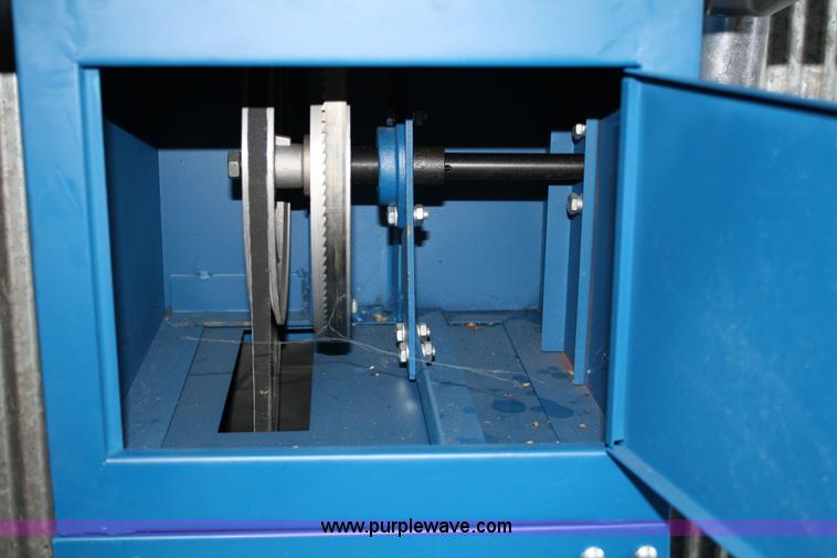 Cummins electric meat saw/grinder in Spring Hill, KS Item 4991 sold Purple Wave