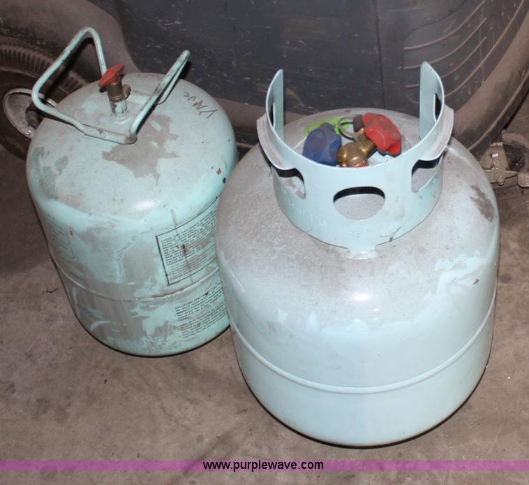 image for item 4993 Cool Tech SPX Robinair coolant recovery and charge system