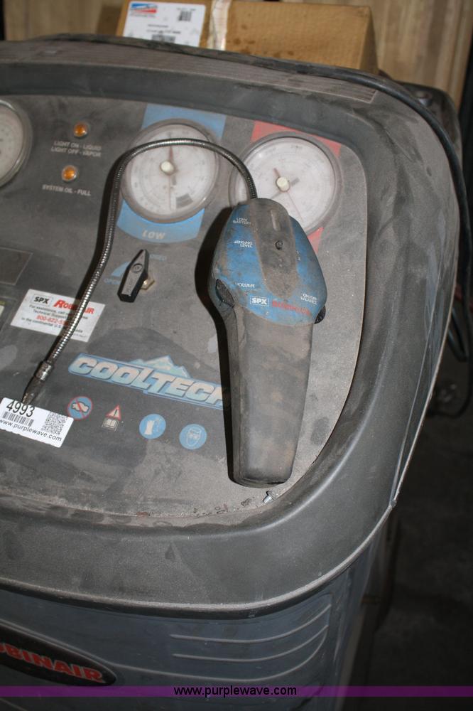 image for item 4993 Cool Tech SPX Robinair coolant recovery and charge system