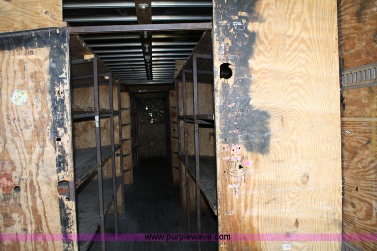 image for item 5022 1995 Trailmobile G1JA-1UAL 48' van trailer with internal shelving and lighting