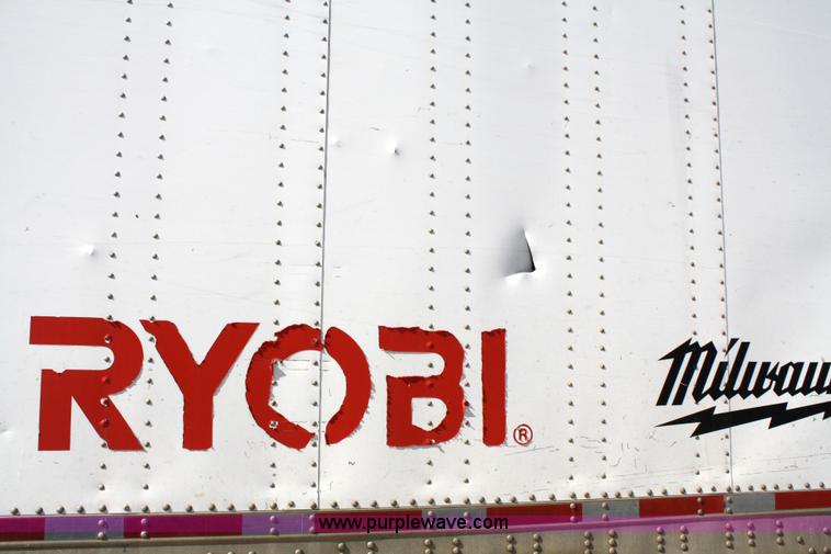 image for item 5022 1995 Trailmobile G1JA-1UAL 48' van trailer with internal shelving and lighting