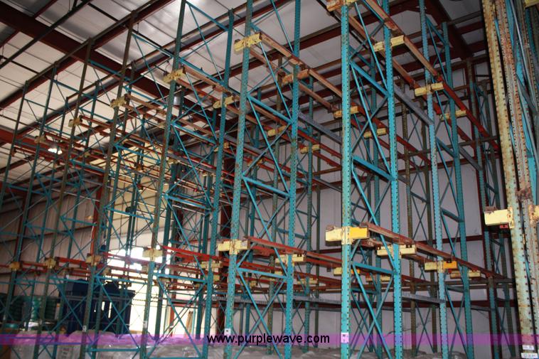 image for item 5030 Drive-in pallet racking system