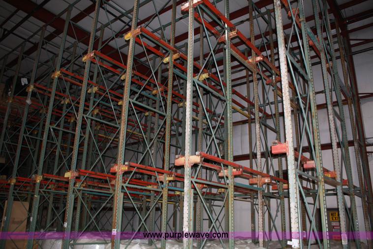 image for item 5032 Drive-in pallet racking system