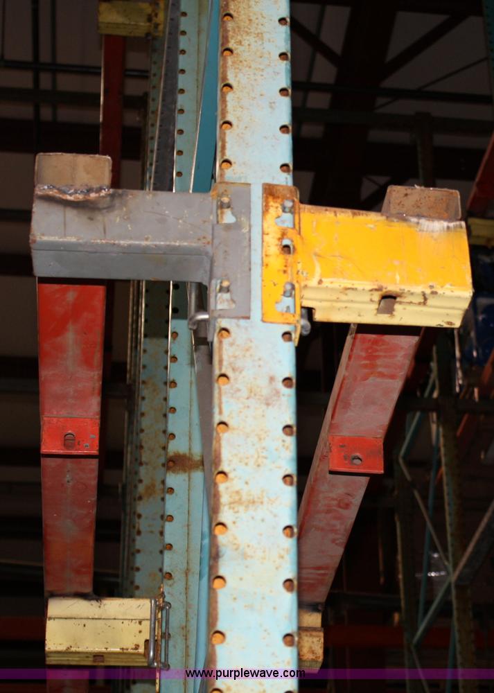 image for item 5039 Drive-in pallet racking system